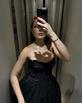 Full leaked Clara marz private onlyfans photo