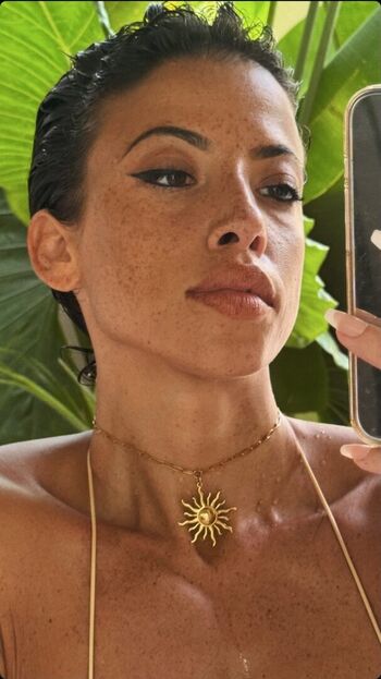 Full leaked Clara rene private onlyfans photo