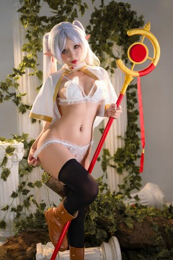 Cosplay From Frieren