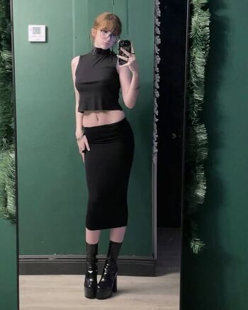 Full leaked Crrofficial page private onlyfans photo