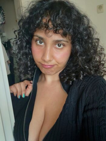 Full leaked Curlywurdy private onlyfans photo