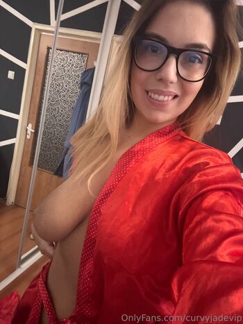 curvyjadevip