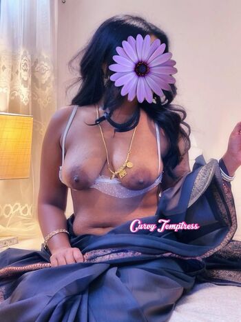 curvytemptress9