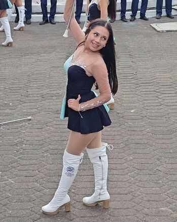 dafnealvaradooficial