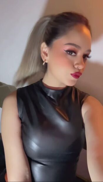 Full leaked Danielita hr page private onlyfans photo