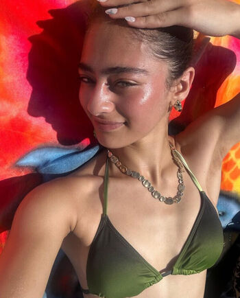 Full leaked Deba hekmat private onlyfans photo