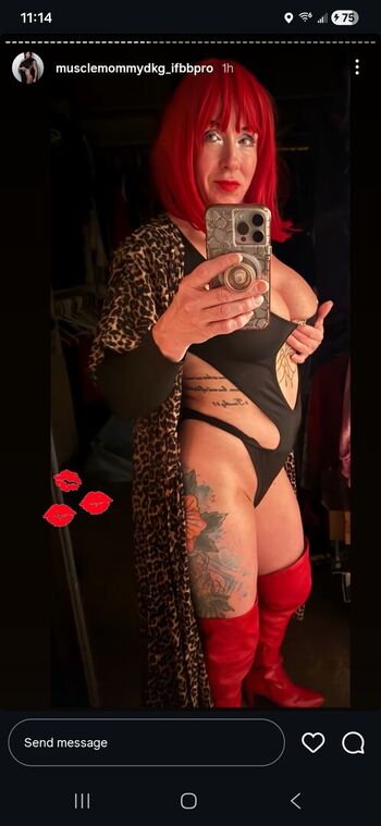 Full leaked Debbie grass page private onlyfans photo