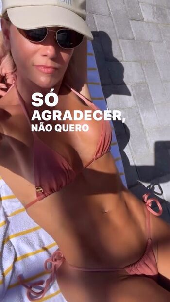 Deborah Secco