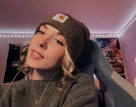 Full leaked Defnotdes private onlyfans photo