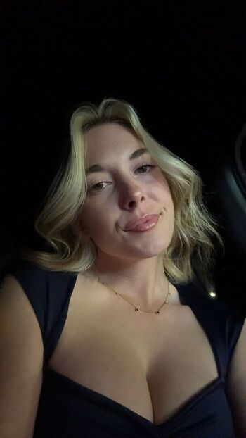 Full leaked Defnotdes private onlyfans photo