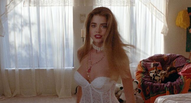 Denise Richards