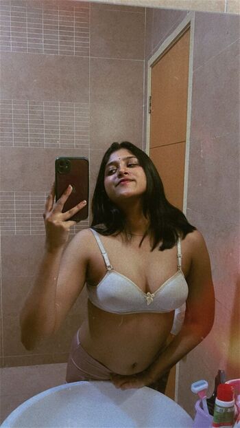 Full leaked Desi cuck private onlyfans photo