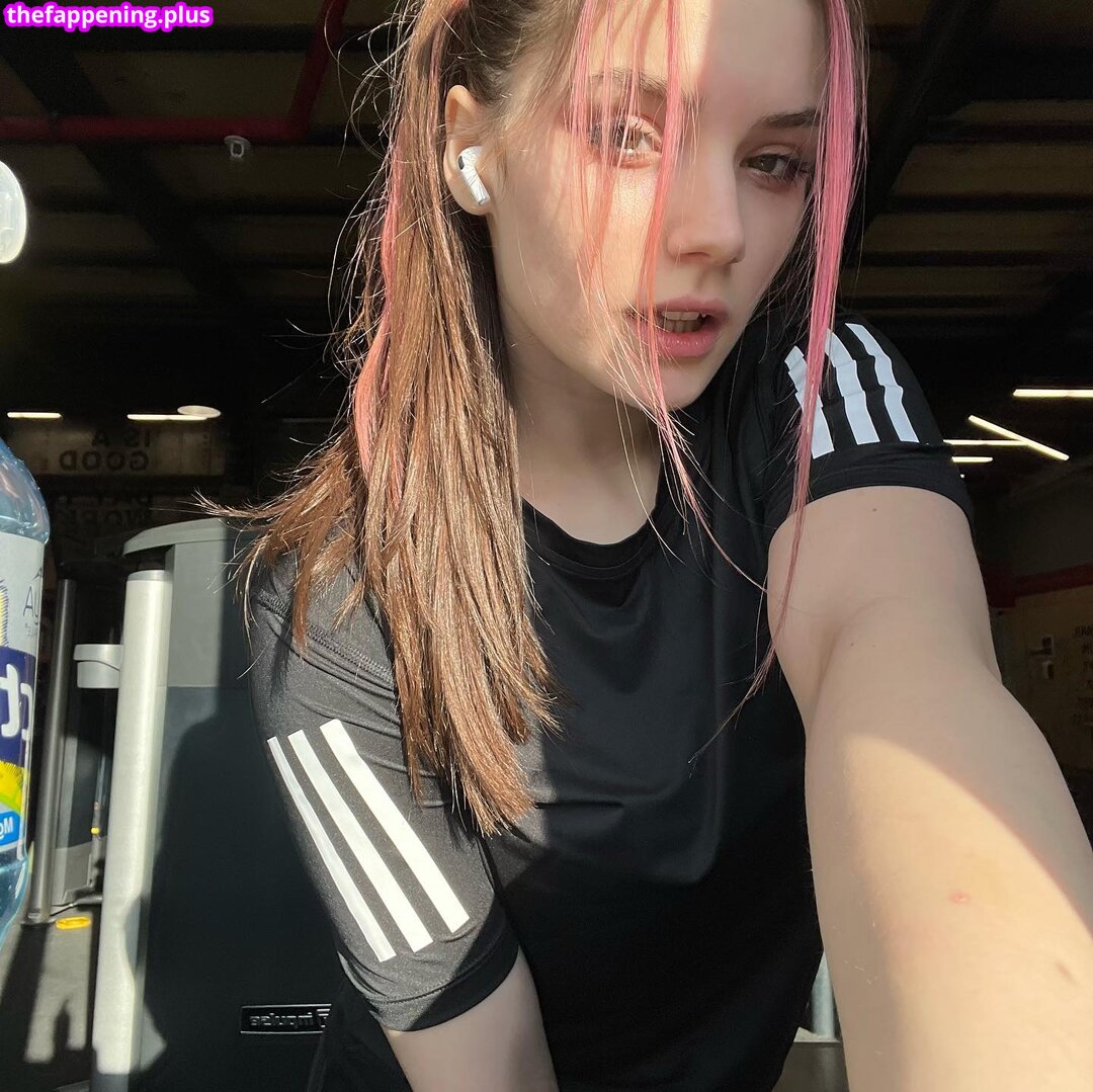 diana_alison_official