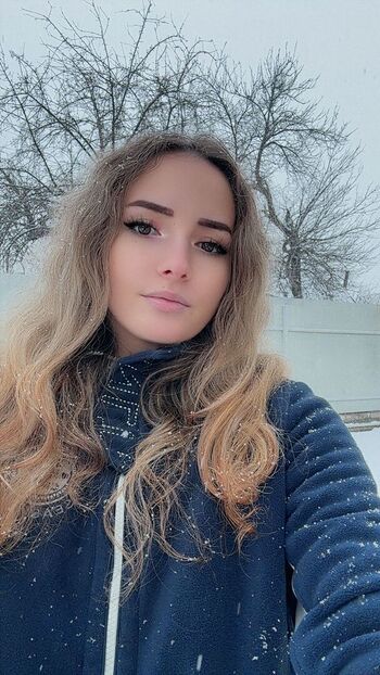 ✨Doll Beautiful✨