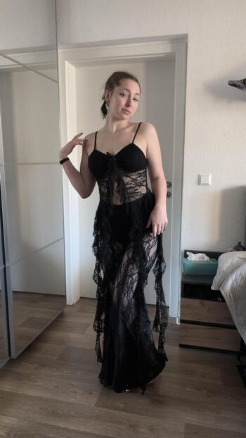 Full leaked Dollyyrud private onlyfans photo