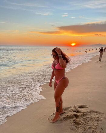 Full leaked Dra thatiane oliveira private onlyfans photo