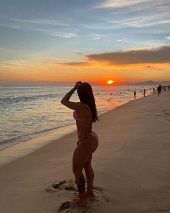 Full leaked Dra thatiane oliveira private onlyfans photo