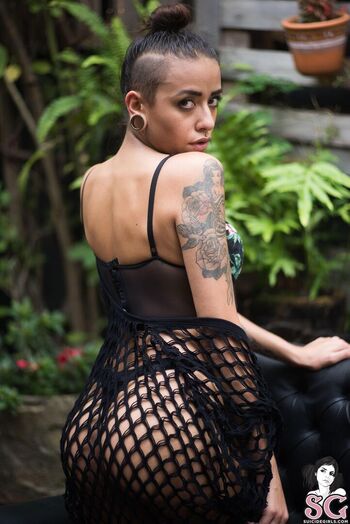 Full leaked Addison rae / private onlyfans photo