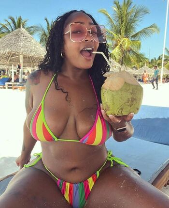 Full leaked Eatmah kandy private onlyfans photo