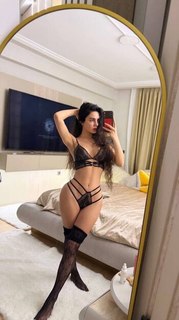 Full leaked Ece ronay  page private onlyfans photo