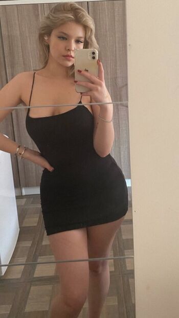 Full leaked Eda cansu private onlyfans photo