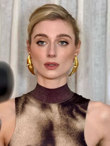 Full leaked Elizabeth debicki private onlyfans photo