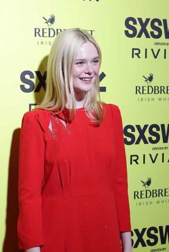 Elle Fanning