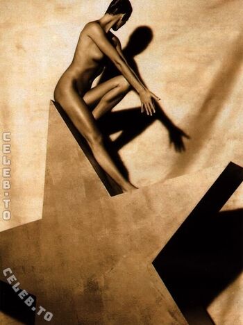 Full leaked Elle macpherson private onlyfans photo