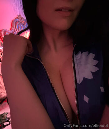 Ellie Idol