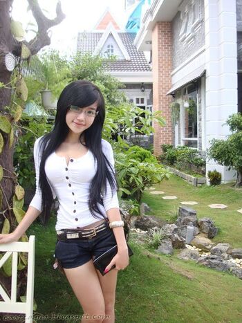 Full leaked Elly tran private onlyfans photo