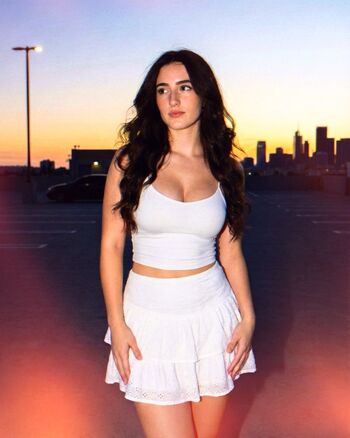 Full leaked Elyana blu private onlyfans photo