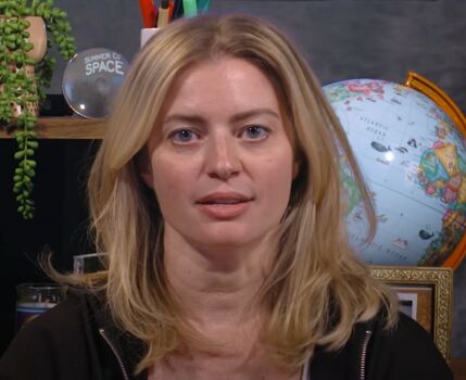 Elyse Willems