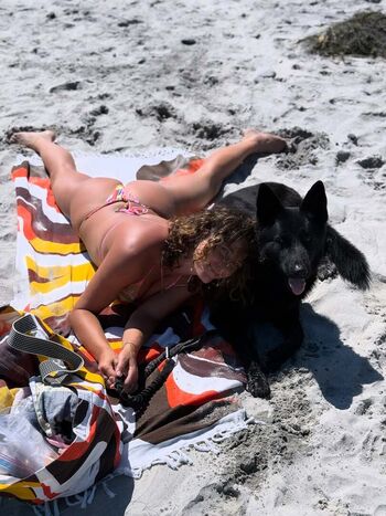 Full leaked Elysia rotaru private onlyfans photo