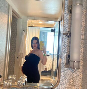 Full leaked Ema horvath private onlyfans photo