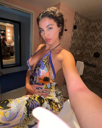 Full leaked Emika love private onlyfans photo