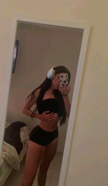 Full leaked Emilia ponce private onlyfans photo