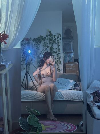 Full leaked Emiliabear  page private onlyfans photo