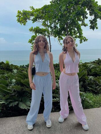 Full leaked Emilie y estephany private onlyfans photo