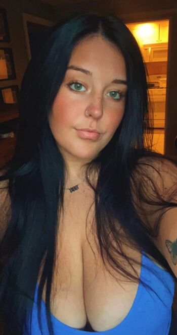 Full leaked Emily b private onlyfans photo