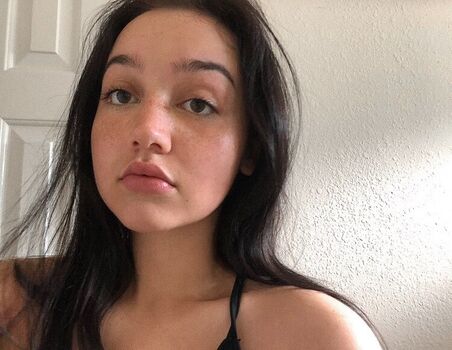 Emily Nicole Carruth