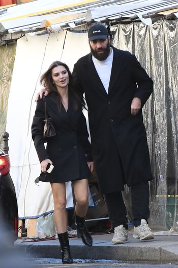 Full leaked Emily ratajkowski  page private onlyfans photo