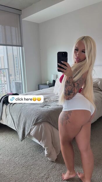 Full leaked Emilysmithh private onlyfans photo