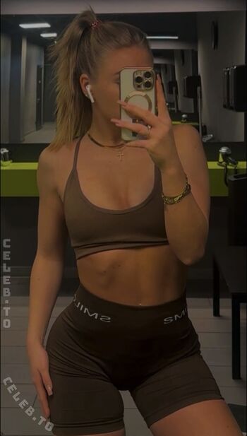 Full leaked Emma mllr private onlyfans photo