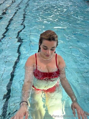 Full leaked Carbslut/ private onlyfans photo