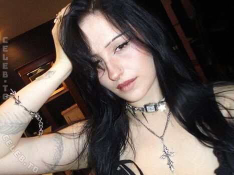 Full leaked Japasiq/ private onlyfans photo