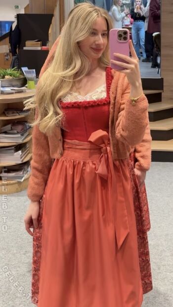 Full leaked Empresslaurasophie private onlyfans photo