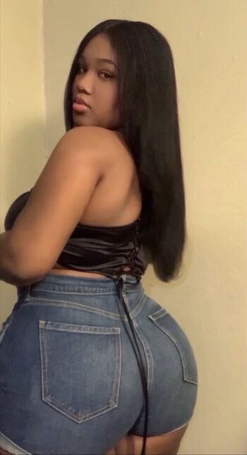 Full leaked Emy xssss private onlyfans photo