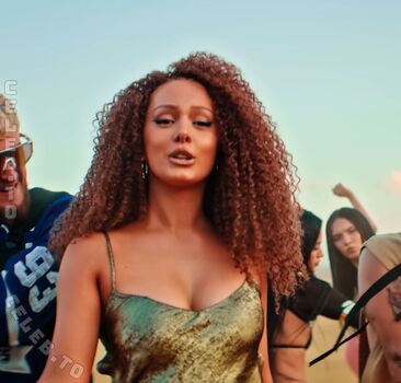 Full leaked Joey king/ private onlyfans photo