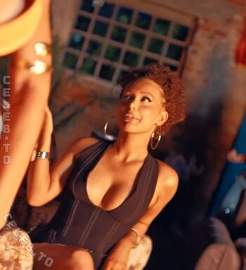 Full leaked Nicoleanistonfree/ private onlyfans photo