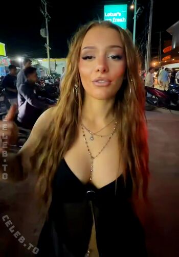 Full leaked Bunni lynn/ private onlyfans photo